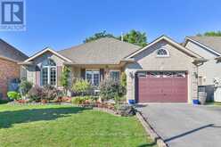 36 HEARTWOOD DRIVE | Belleville Ontario | Slide Image Two