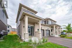 38 HICKEY LANE | Lindsay Ontario | Slide Image Four