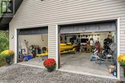 51 SPRING DRIVE | Bobcaygeon Ontario | Slide Image Thirty