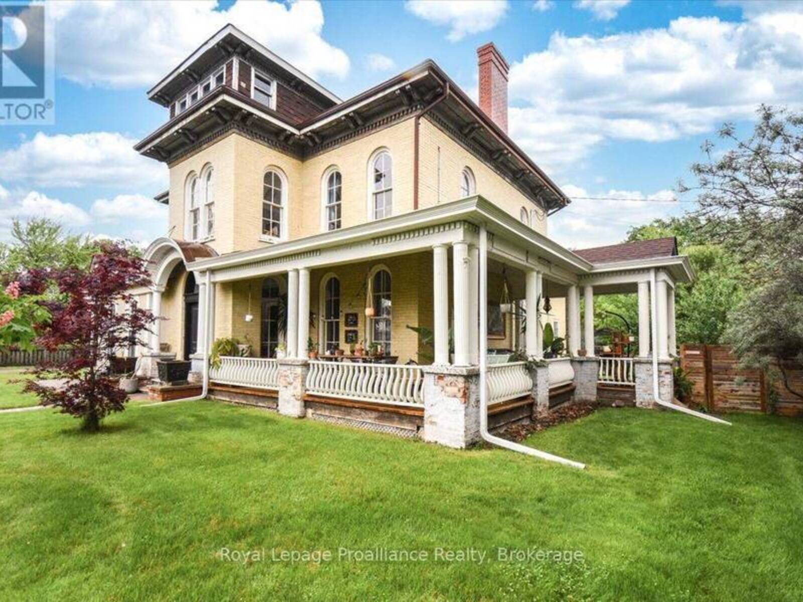 7 MARMORA STREET, Quinte West, Ontario K8V 2H4