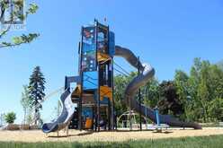 260 LAKEVIEW PARK AVENUE | Oshawa Ontario | Slide Image Thirty-one