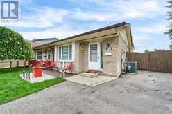 607 FOXRUN COURT | Oshawa Ontario | Slide Image Two