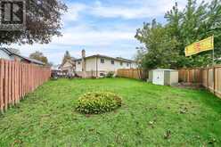 607 FOXRUN COURT | Oshawa Ontario | Slide Image Seven