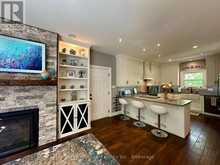 316 1/2 RIVERSIDE DRIVE | Bobcaygeon Ontario | Slide Image Twelve