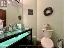 316 1/2 RIVERSIDE DRIVE | Bobcaygeon Ontario | Slide Image Fifteen