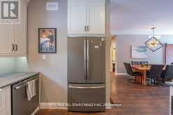 316 1/2 RIVERSIDE DRIVE | Bobcaygeon Ontario | Slide Image Nine