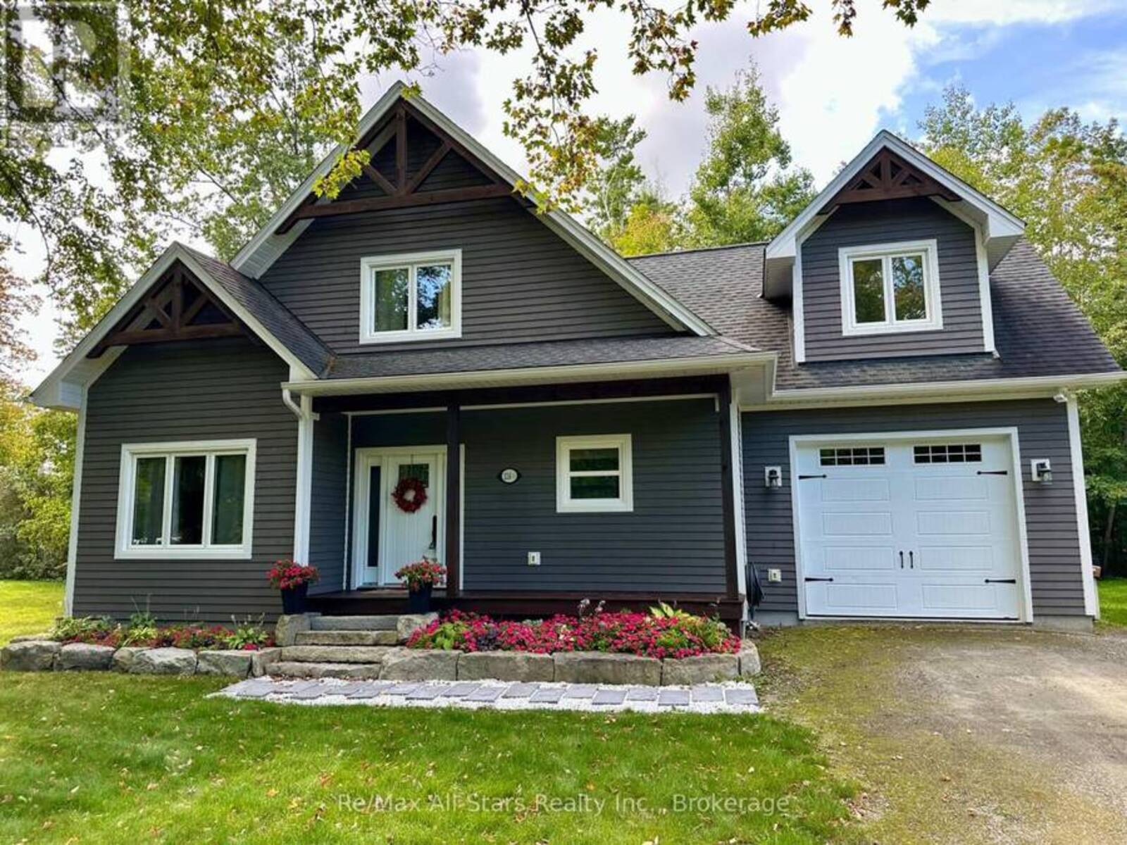 316 1/2 RIVERSIDE DRIVE, Bobcaygeon, Ontario K0M 1A0