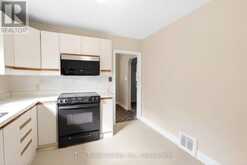 289 HIGHLAND AVENUE | Oshawa Ontario | Slide Image Ten