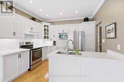 1515 GREENVALLEY TRAIL | Oshawa Ontario | Slide Image Eight