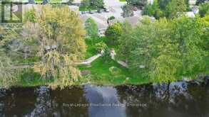 20 - 351 CANNIFTON ROAD N | Belleville Ontario | Slide Image Forty