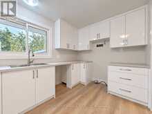 92 ST PATRICK STREET | Lindsay Ontario | Slide Image Nine