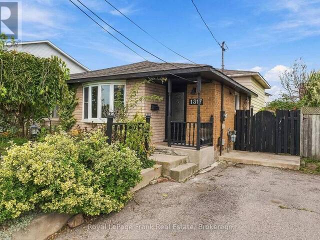 1317 PARK ROAD S Oshawa Ontario, L1J 4K3 - 4 Bedrooms Home For Sale