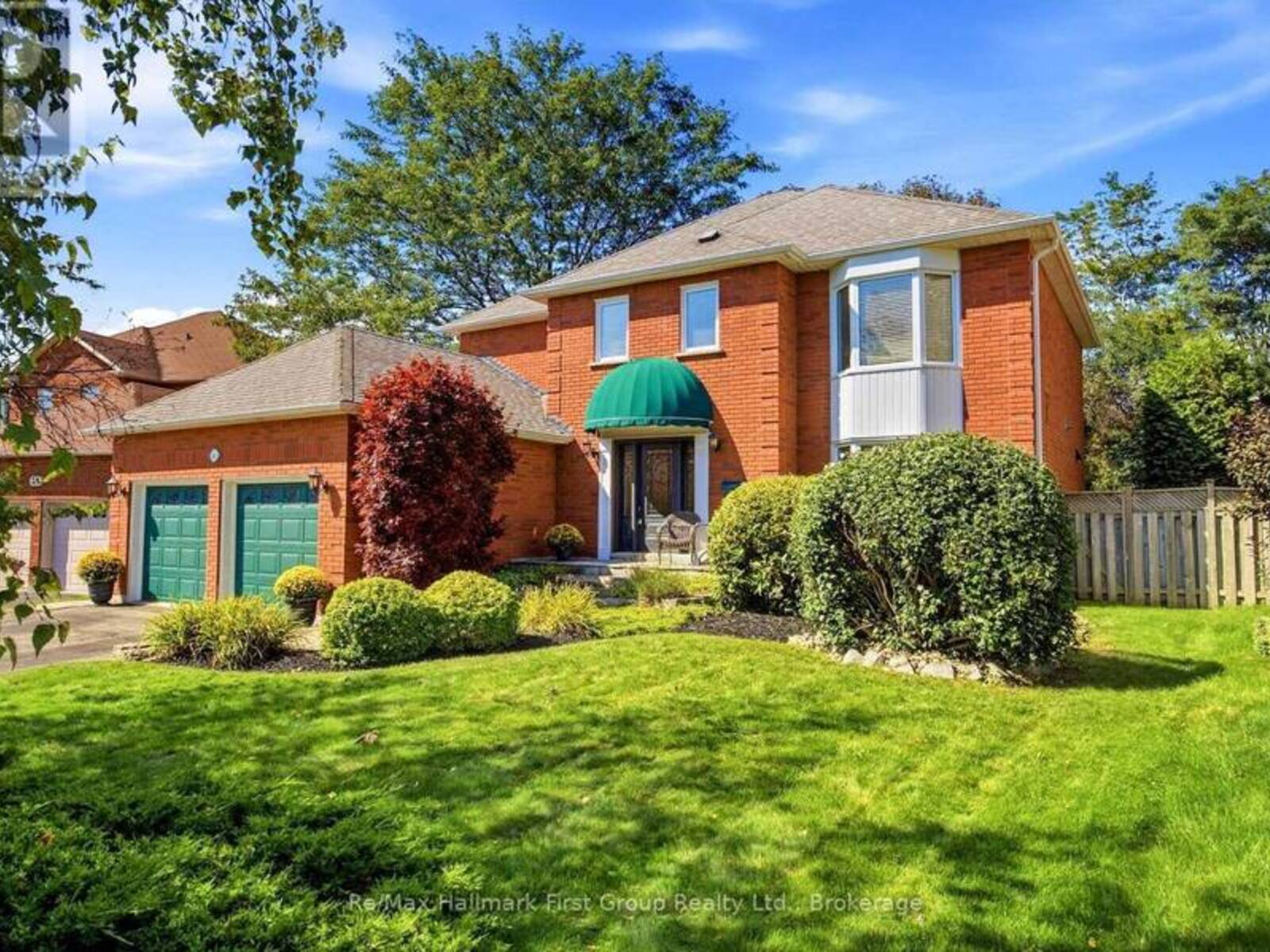 41 BANCROFT CRESCENT, Whitby, Ontario L1R 2J4