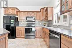 31 ESSEX DRIVE | Belleville Ontario | Slide Image Fifteen