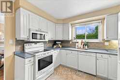 514 OAKWOOD AVENUE | Oshawa Ontario | Slide Image Sixteen