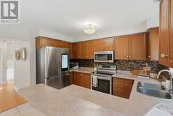 33 ASPEN PARK WAY | Whitby Ontario | Slide Image Eleven