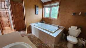 32 WILDROSE CIRCLE | Havelock-Belmont-Methuen Ontario | Slide Image Twenty-one