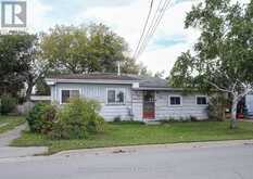 39 CENTRE STREET | Belleville Ontario | Slide Image One