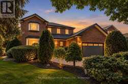 7 LYNDHURST CRESCENT | Whitby Ontario | Slide Image One