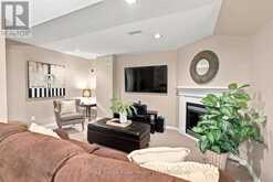 7 LYNDHURST CRESCENT | Whitby Ontario | Slide Image Thirty-two