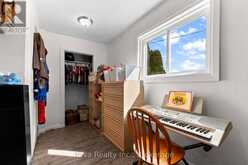 834 HYBLA ROAD | Bancroft Ontario | Slide Image Thirteen