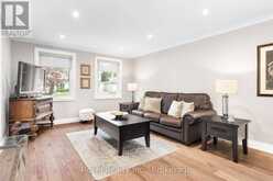 35 JOHN DEXTER PLACE | Markham Ontario | Slide Image Sixteen