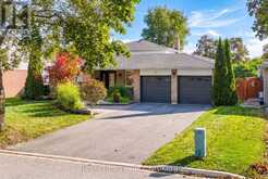 35 JOHN DEXTER PLACE | Markham Ontario | Slide Image Three