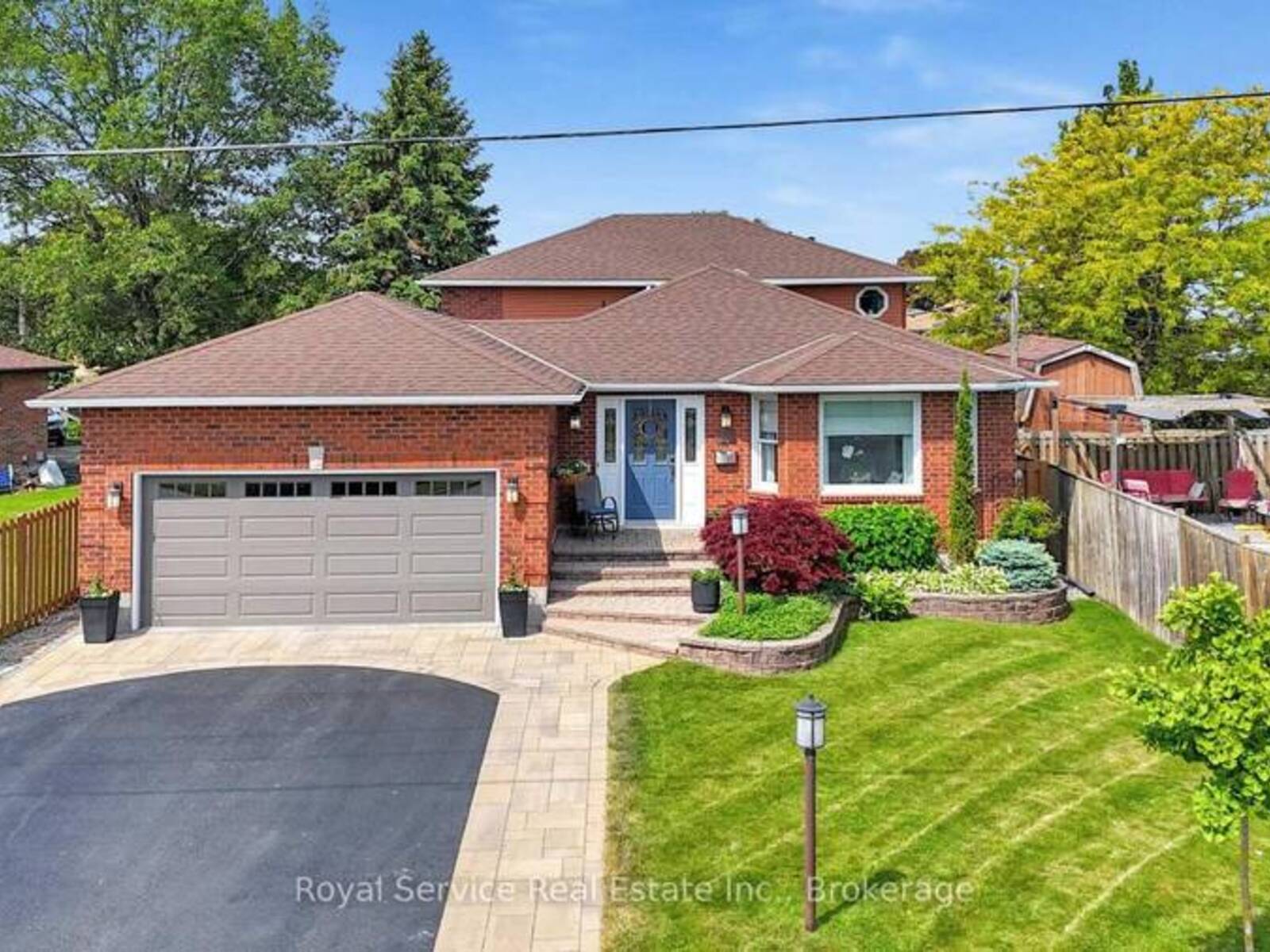 88 SIMPSON AVENUE, Clarington, Ontario L1C 2J1
