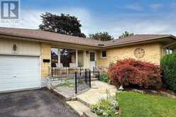 407 GLENCASTLE AVENUE | Oshawa Ontario | Slide Image Two