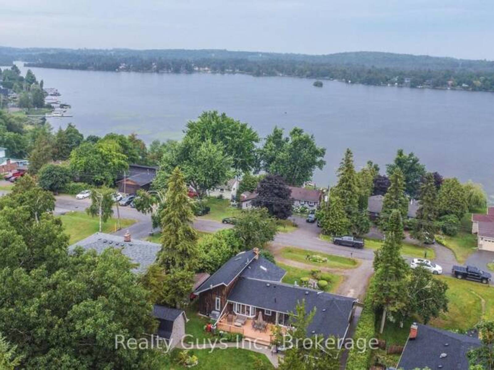 126 LAKESIDE DRIVE, Selwyn, Ontario K0L 1T0