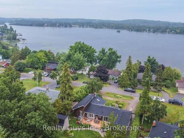 126 LAKESIDE DRIVE Selwyn Ontario, K0L 1T0 - Property For Sale