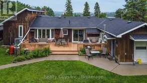 126 LAKESIDE DRIVE | Selwyn Ontario | Slide Image Five