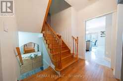 550 BERT BUDD AVENUE | Newmarket Ontario | Slide Image Six
