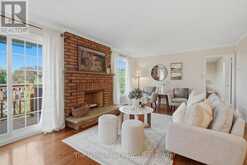 45 BERNICK CRESCENT | Whitchurch-Stouffville Ontario | Slide Image Four