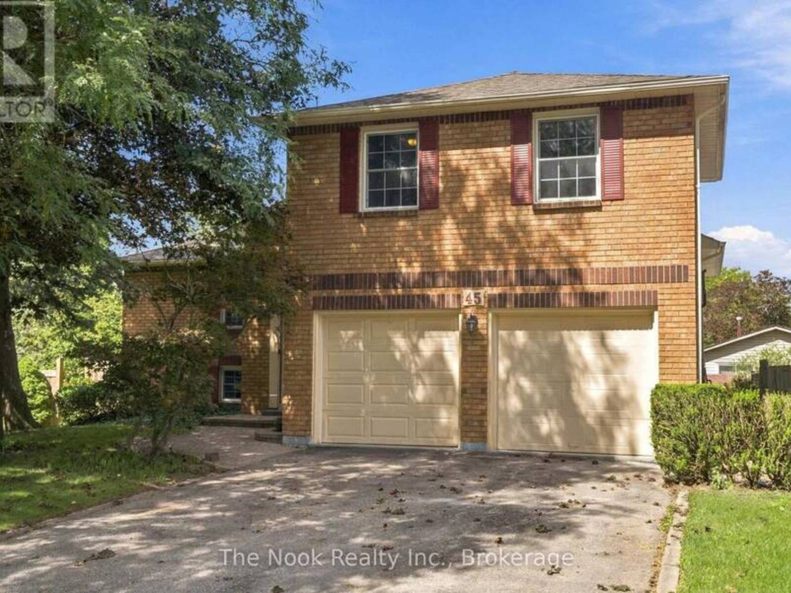 45 BERNICK CRESCENT, Whitchurch-Stouffville, Ontario L4A 6C6