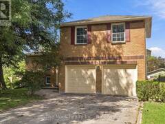 45 BERNICK CRESCENT Whitchurch-Stouffville Ontario, L4A 6C6
