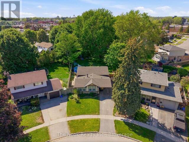 30 DEERPARK CRESCENT Clarington Ontario, L1C 3M3 - 4 Bedrooms Home For Sale