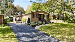 120 PROSPECT HILL | Quinte West Ontario | Slide Image One