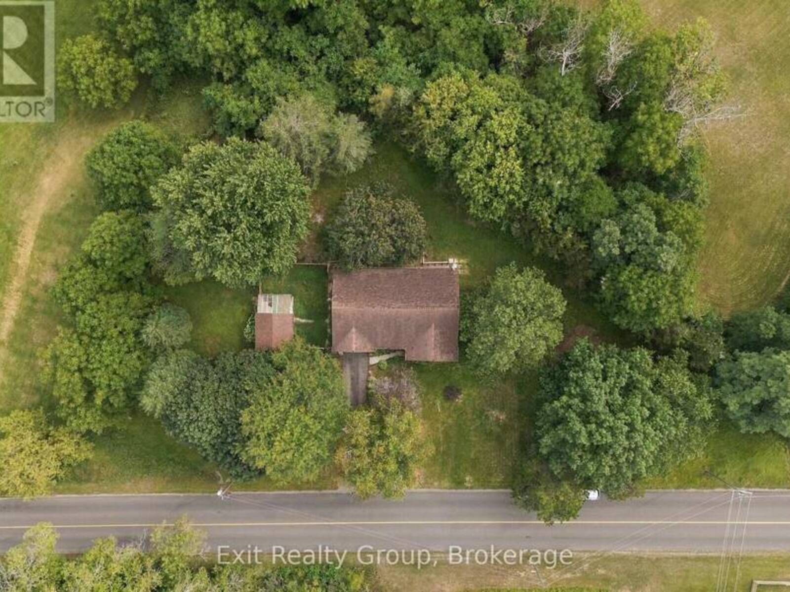 31 RIDGE ROAD, Prince Edward, Ontario K0K 2T0