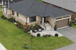 61 HASTINGS PARK DRIVE | Belleville Ontario | Slide Image Three