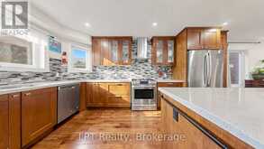 18 TAWN CRESCENT S | Ajax Ontario | Slide Image Nine