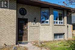 49 QUEEN STREET | Bobcaygeon Ontario | Slide Image Three