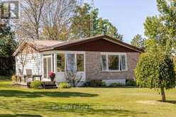 1420 EASTVIEW DRIVE | Selwyn Ontario | Slide Image Four
