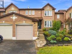 61 FERNBANK PLACE Whitby Ontario, L1R 1T1
