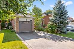25 GREENWOOD ROAD | Whitchurch-Stouffville Ontario | Slide Image Two