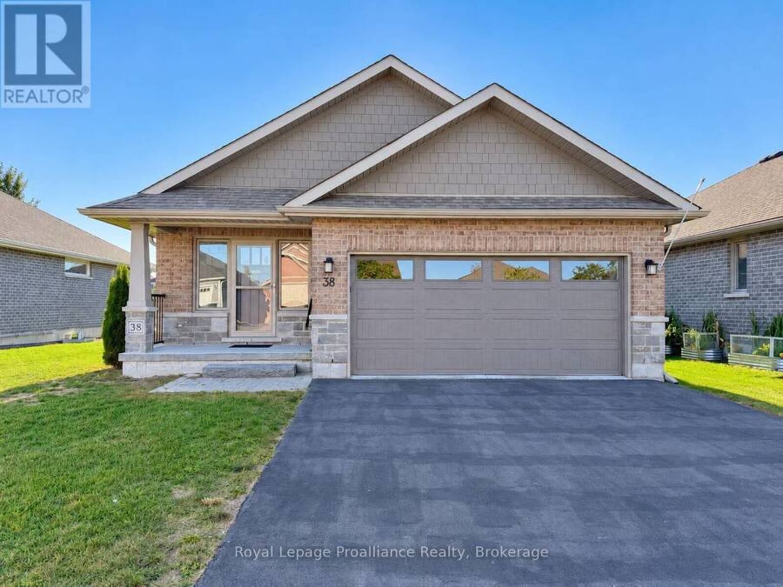 38 MERCEDES DRIVE, Belleville, Ontario K8N 0B7