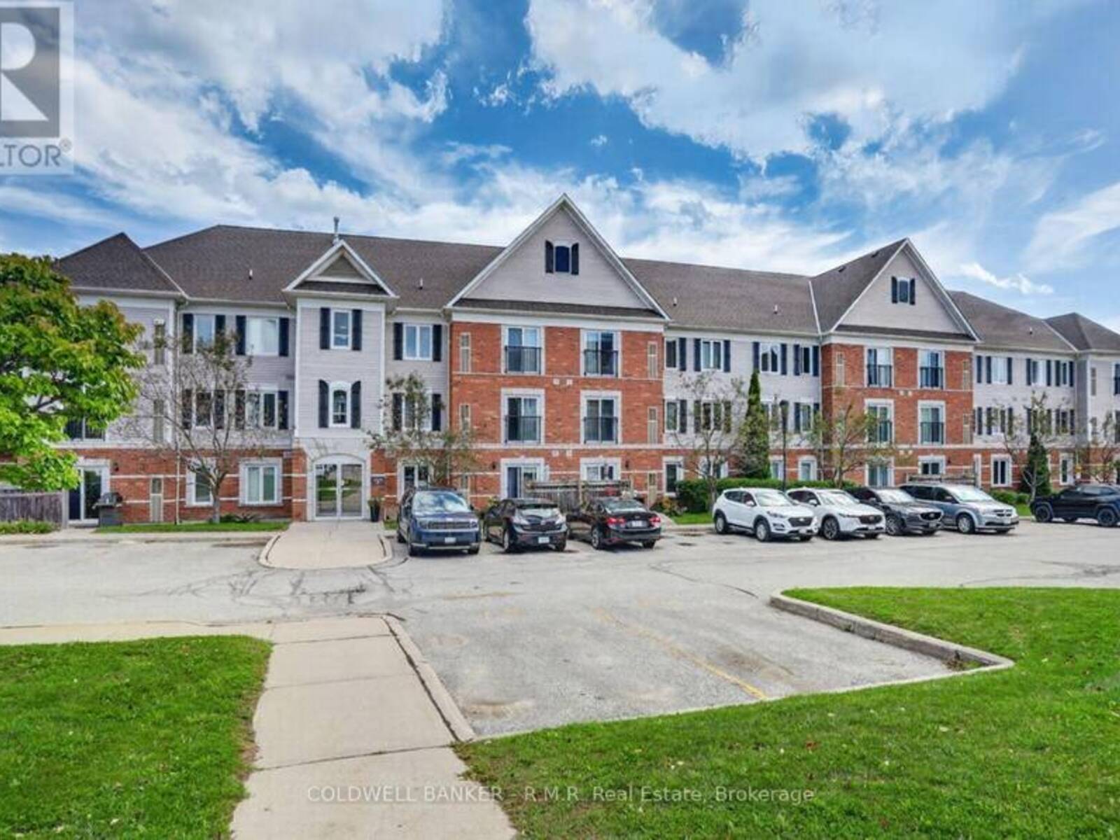 210 - 106 ASPEN SPRINGS DRIVE, Clarington, Ontario L1C 5N7