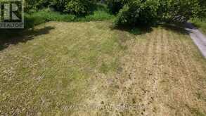 22 JOHN STREET | Madoc Ontario | Slide Image Nine