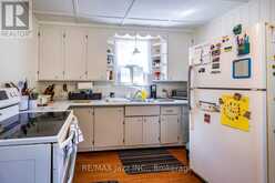 162 COLLEGE AVENUE | Oshawa Ontario | Slide Image Fifteen
