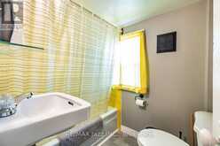 162 COLLEGE AVENUE | Oshawa Ontario | Slide Image Twenty-one